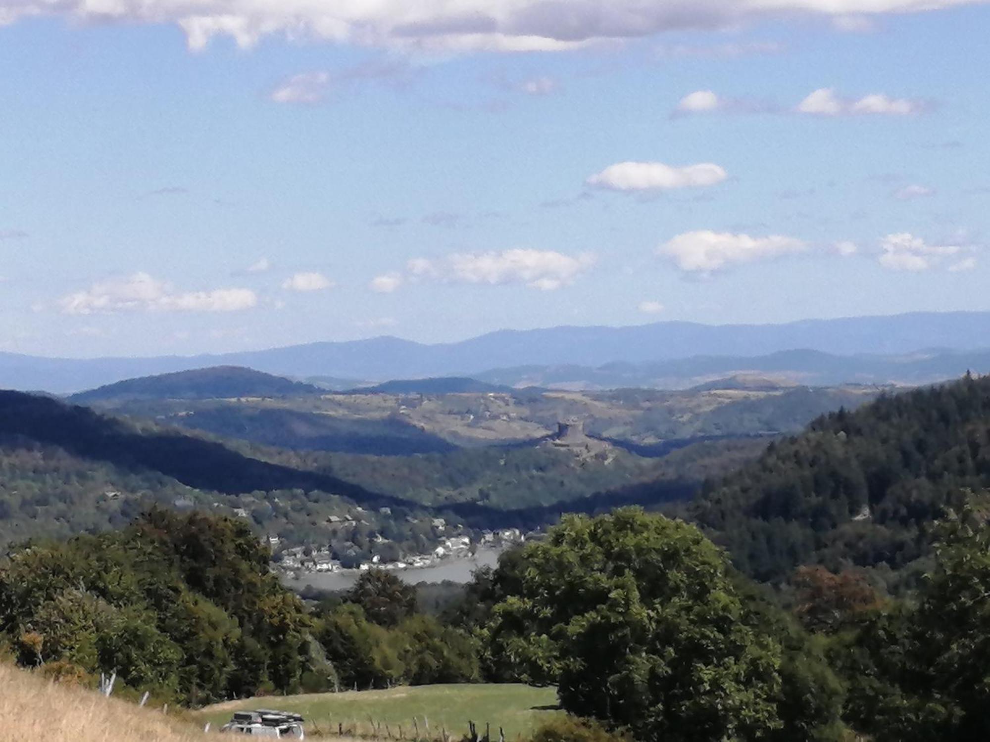 L'Auvergnate Chambon-sur-Lac Zewnętrze zdjęcie